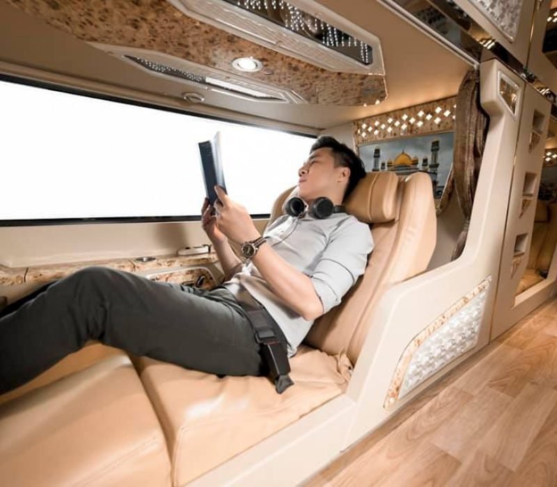 Xe limousine phòng nằm đơn